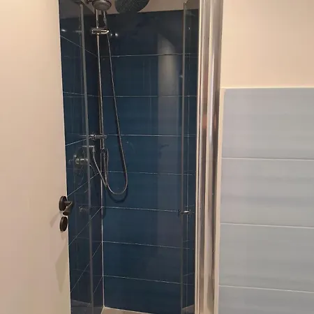La Casa Del Vicolo بيت للعطل